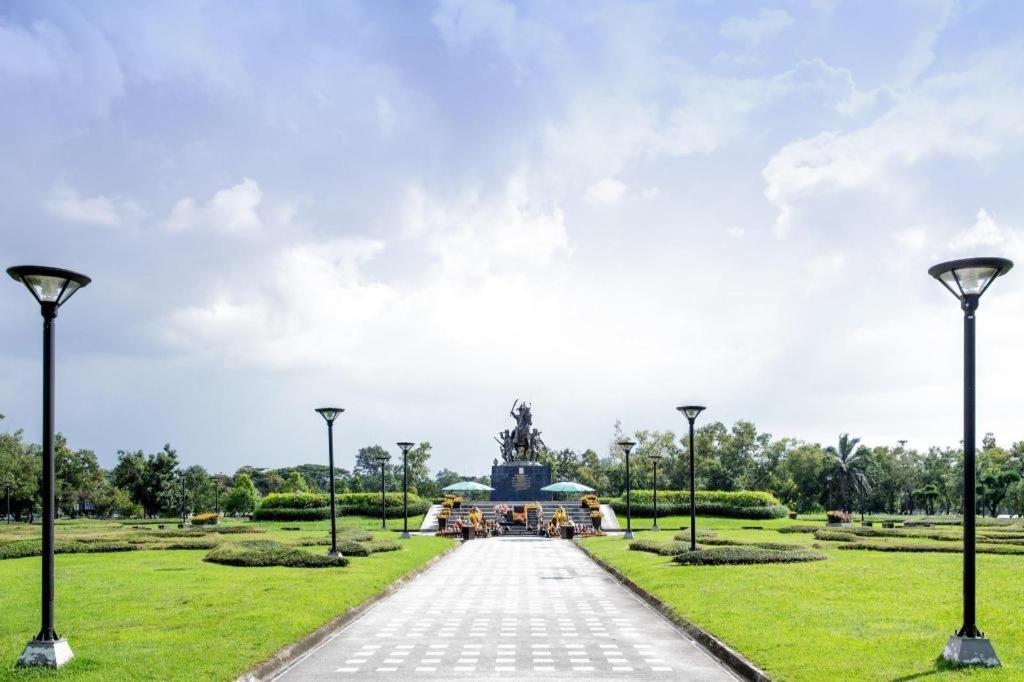 Chanthaburi Center Exterior foto