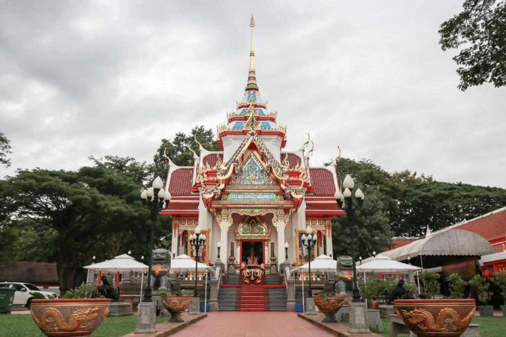 Chanthaburi Center Exterior foto